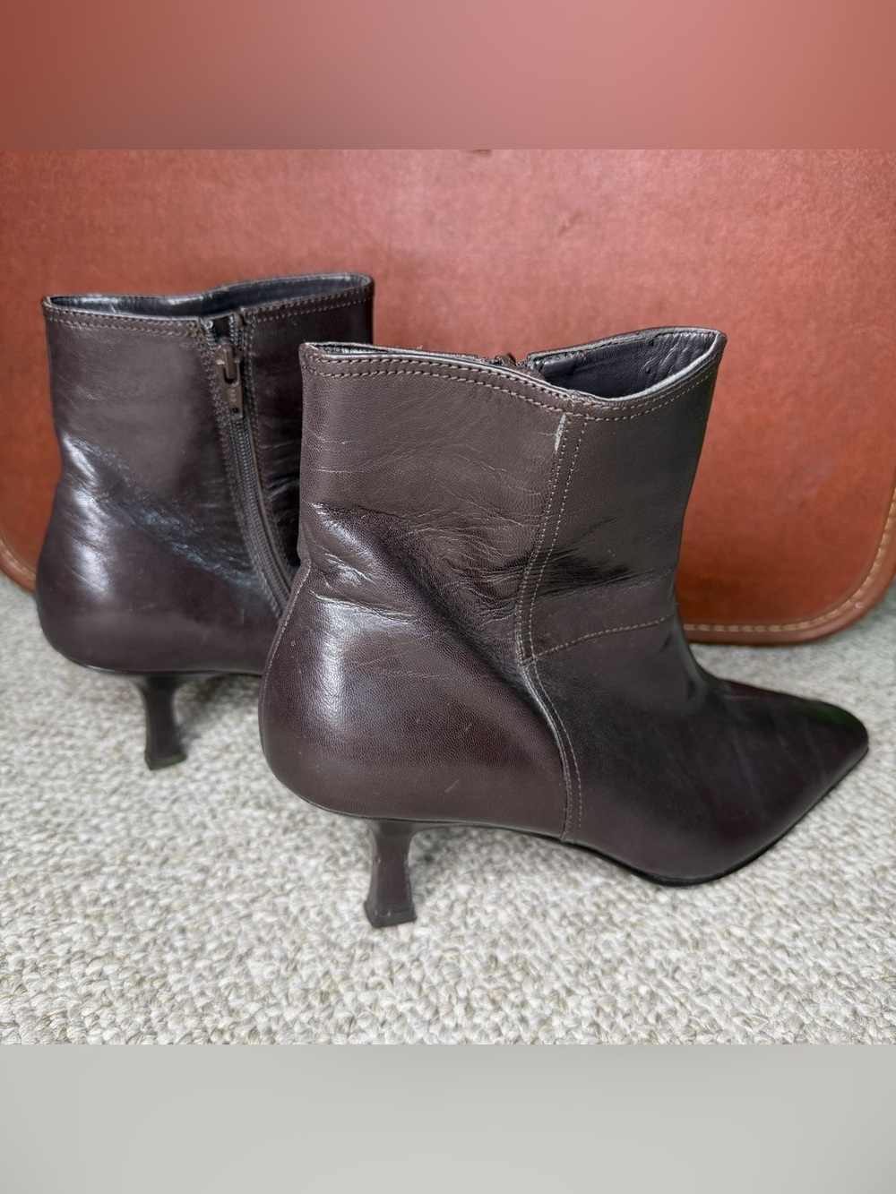Etienne Aigner heeled ankle boots - Picture 9 of 13